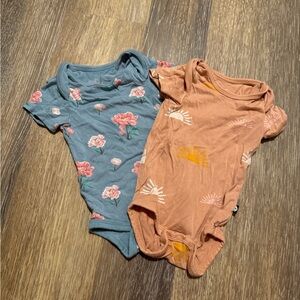 Kyte Baby Short Sleeve Bodysuits Size Newborn Lot
